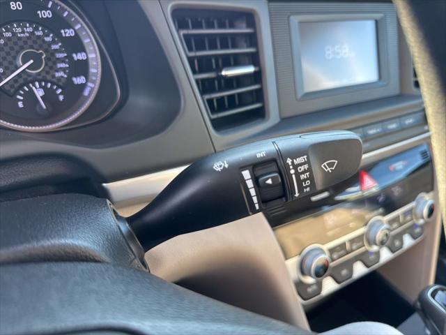 2020 Hyundai Elantra SE