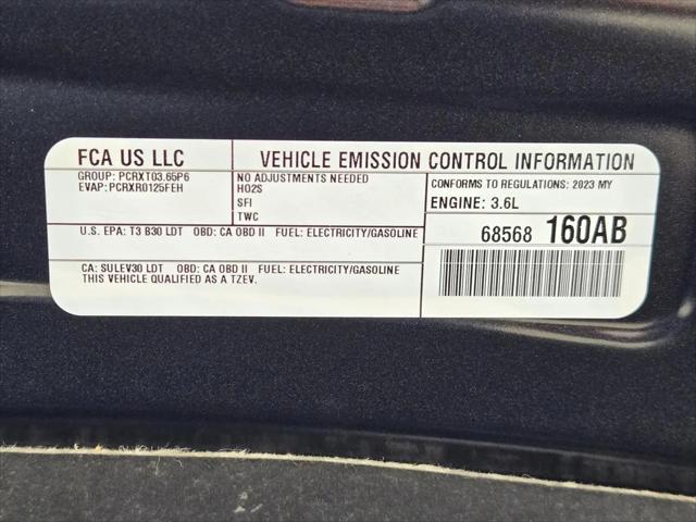 2023 Chrysler Pacifica Hybrid Touring L