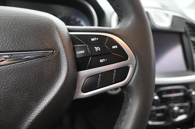 2022 Chrysler 300 Touring
