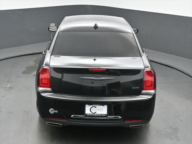2022 Chrysler 300 Touring