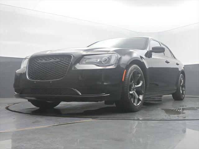 2022 Chrysler 300 Touring