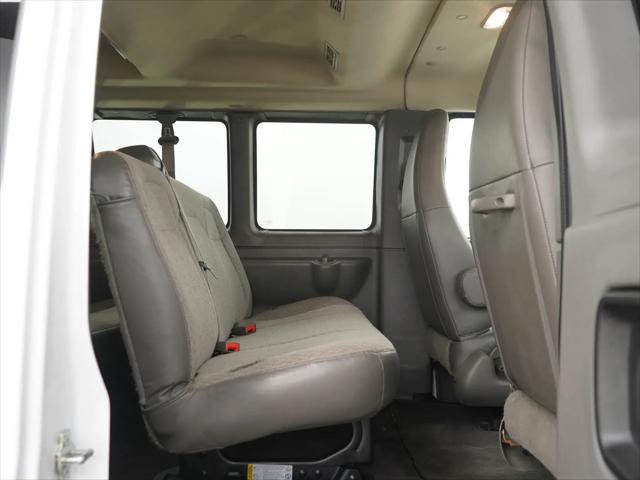 2025 Chevrolet Express Passenger RWD 3500 Extended Wheelbase LT