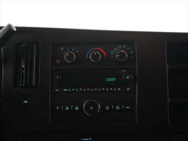 2025 Chevrolet Express Passenger RWD 3500 Extended Wheelbase LT