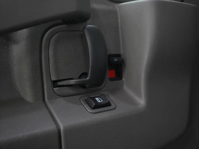 2025 Chevrolet Express Passenger RWD 3500 Extended Wheelbase LT