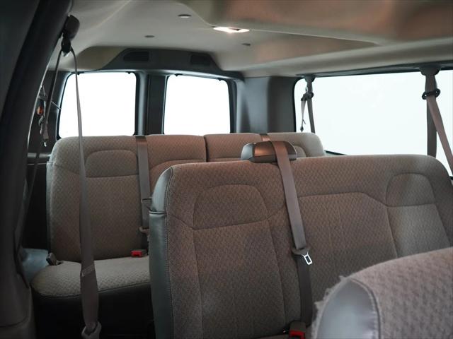 2025 Chevrolet Express Passenger RWD 3500 Extended Wheelbase LT