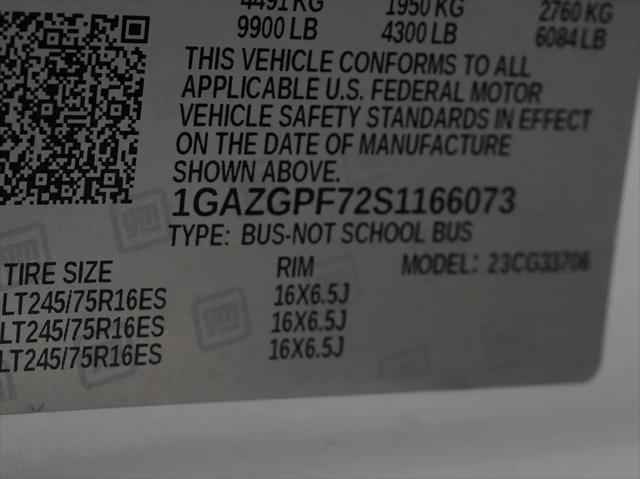 2025 Chevrolet Express Passenger RWD 3500 Extended Wheelbase LT