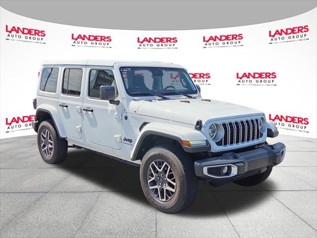 2025 Jeep Wrangler 4-Door Sahara 4x4 for sale in Southaven, MS