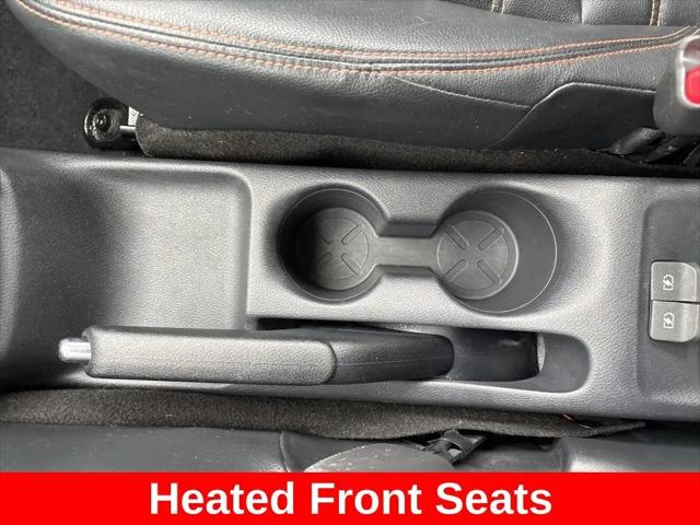 2019 Nissan Kicks SR