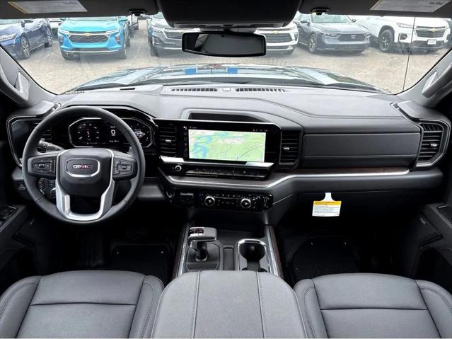 2026 GMC Sierra 1500 Crew Cab, Short Bed, SLT, 4WD