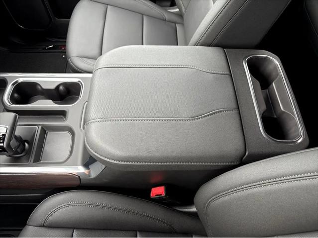 2026 GMC Sierra 1500 Crew Cab, Short Bed, SLT, 4WD