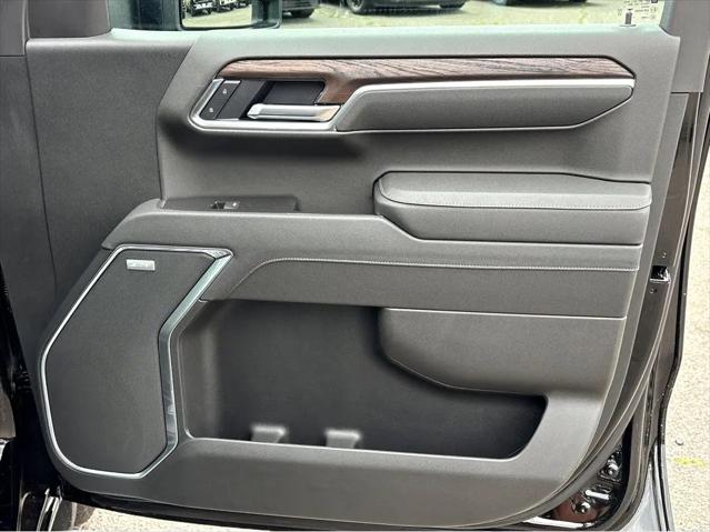 2026 GMC Sierra 1500 Crew Cab, Short Bed, SLT, 4WD