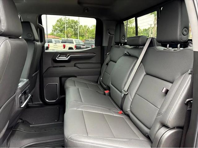 2026 GMC Sierra 1500 Crew Cab, Short Bed, SLT, 4WD
