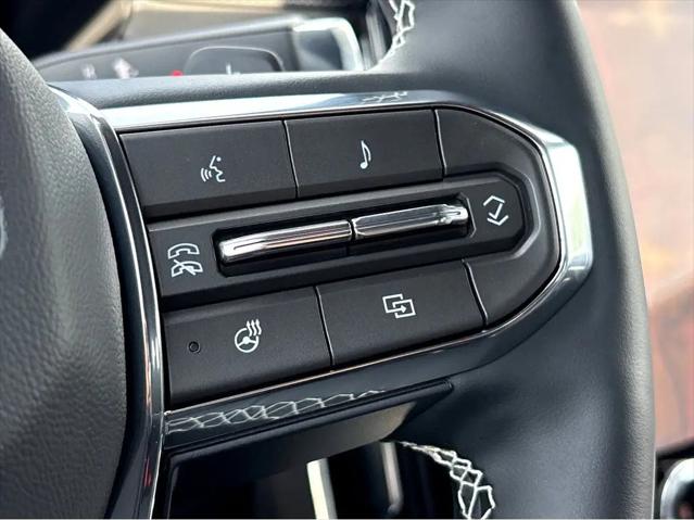 2026 GMC Acadia Denali AWD