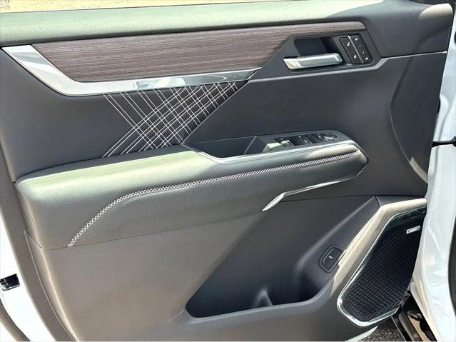 2026 GMC Acadia Denali AWD