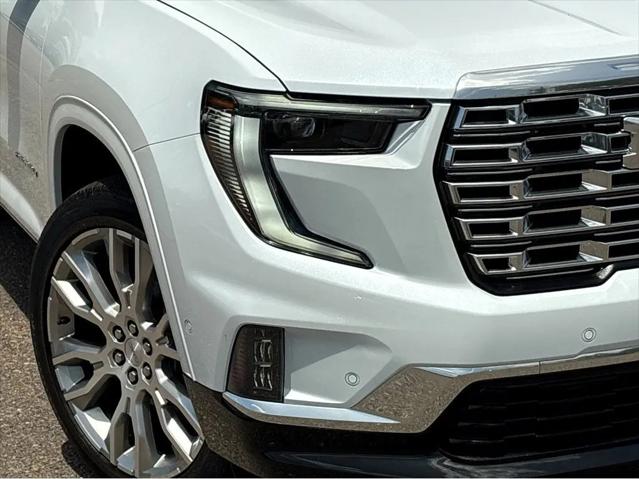 2026 GMC Acadia Denali AWD