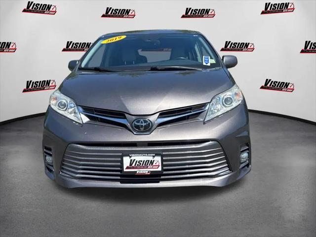 2019 Toyota Sienna XLE 8 Passenger