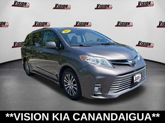 2019 Toyota Sienna XLE 8 Passenger