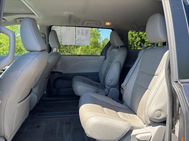 2019 Toyota Sienna XLE 8 Passenger