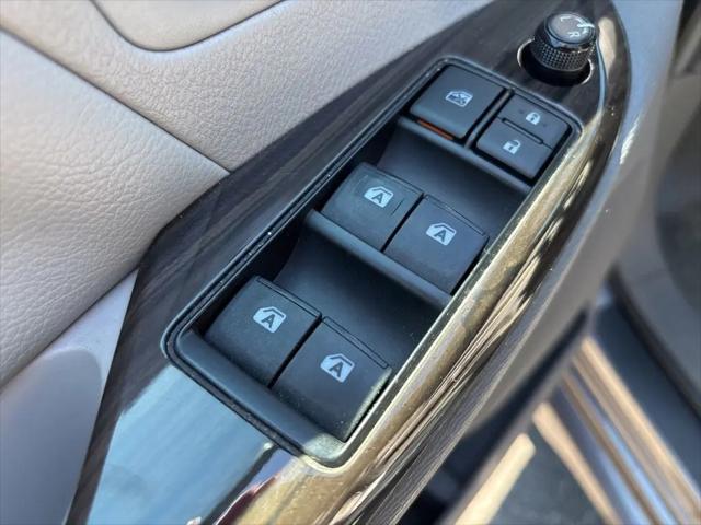 2019 Toyota Sienna XLE 8 Passenger