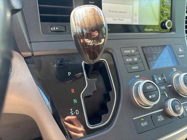 2019 Toyota Sienna XLE 8 Passenger