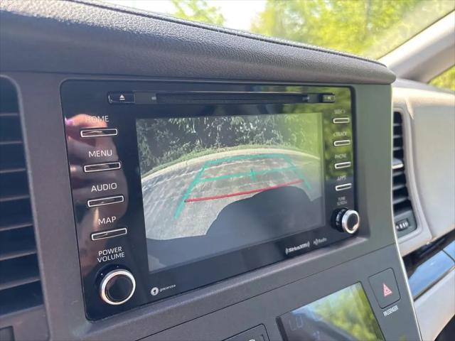 2019 Toyota Sienna XLE 8 Passenger