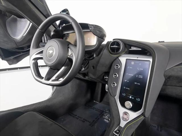 2024 McLaren 750S Spider