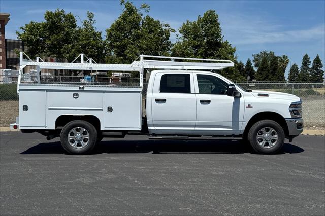 2026 RAM Ram 3500 Chassis Cab RAM 3500 TRADESMAN CREW CAB CHASSIS 4X4 60 CA