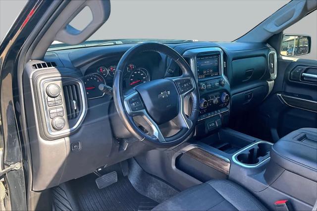 2022 Chevrolet Silverado 1500 4WD Crew Cab Short Bed RST