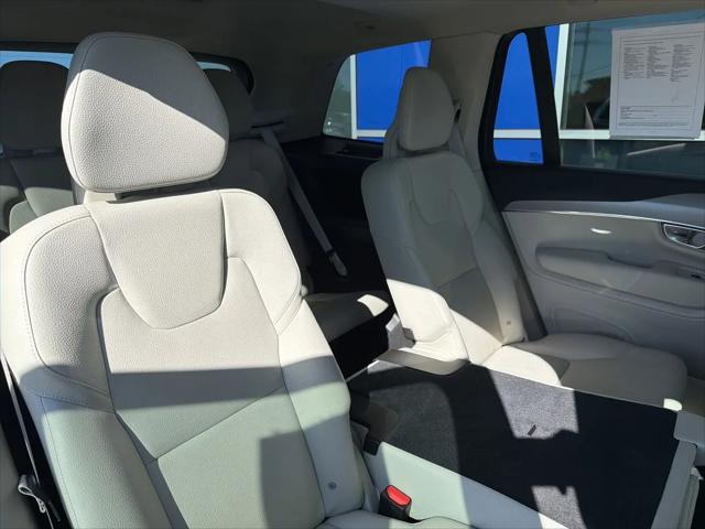 2023 Volvo XC90 B5 Core