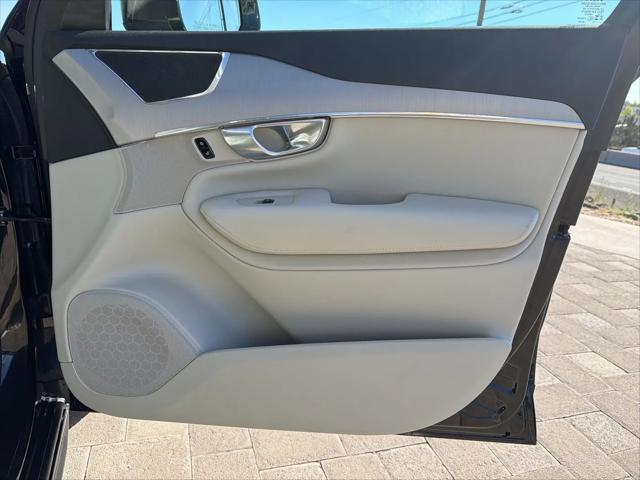 2023 Volvo XC90 B5 Core