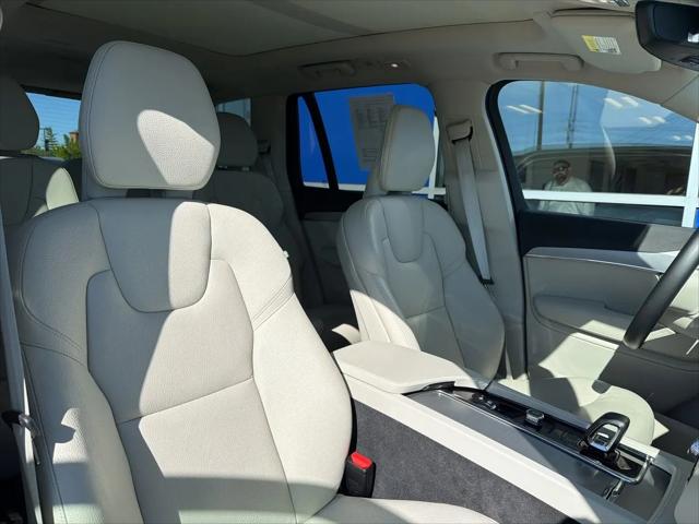 2023 Volvo XC90 B5 Core