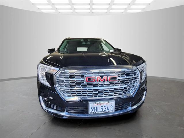 2023 GMC Terrain AWD Denali