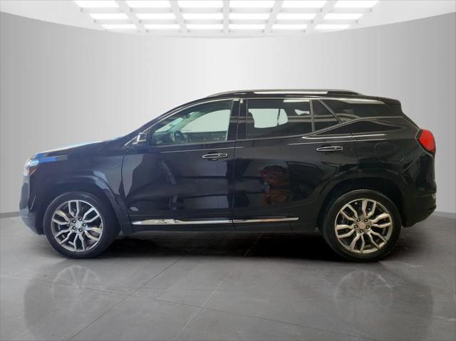 2023 GMC Terrain AWD Denali