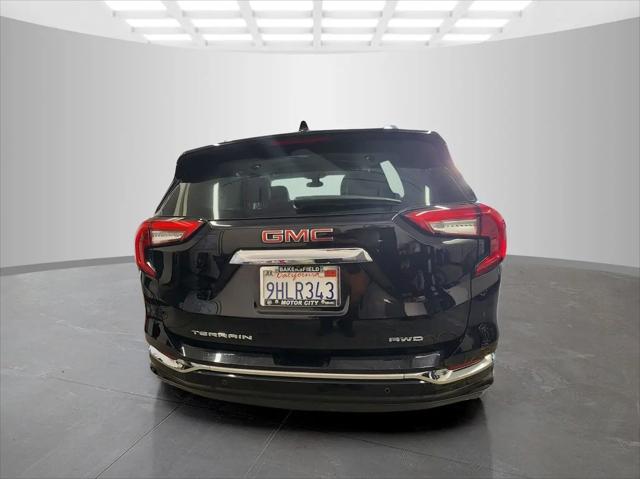 2023 GMC Terrain AWD Denali
