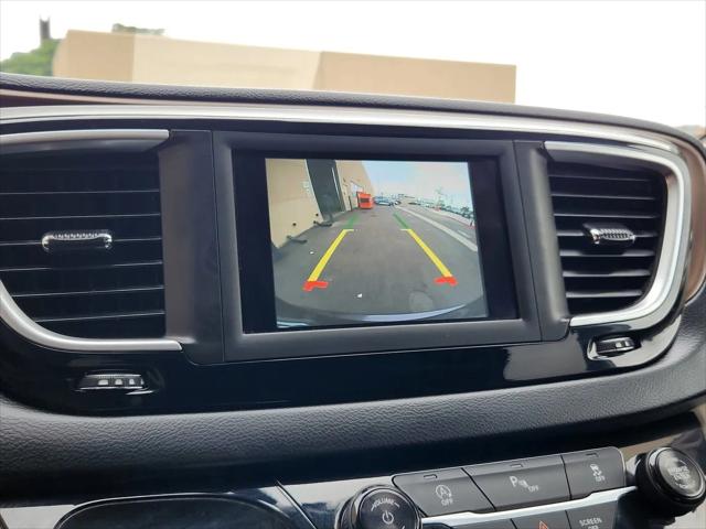 2018 Chrysler Pacifica Touring Plus