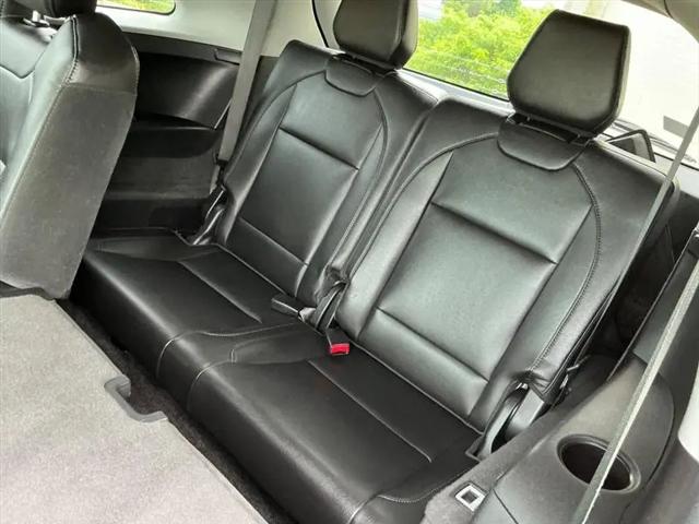 2016 Acura MDX Technology & AcuraWatch Plus Packages