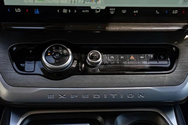 2025 Ford Expedition Platinum MAX