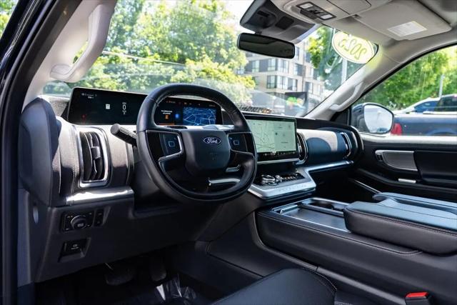2025 Ford Expedition Platinum MAX