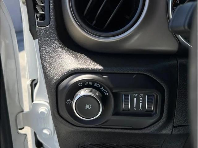 2021 Jeep Wrangler Willys 4x4