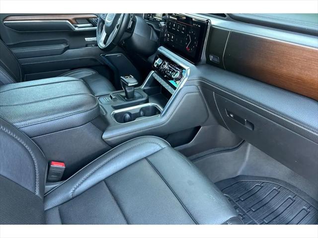 2023 GMC Sierra 1500 4WD Crew Cab Short Box Denali