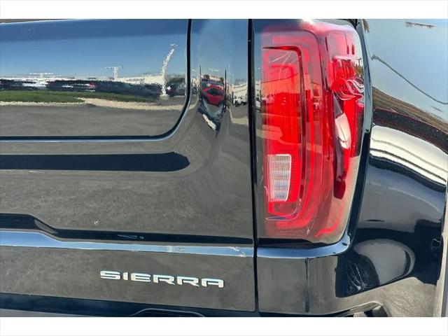 2023 GMC Sierra 1500 4WD Crew Cab Short Box Denali