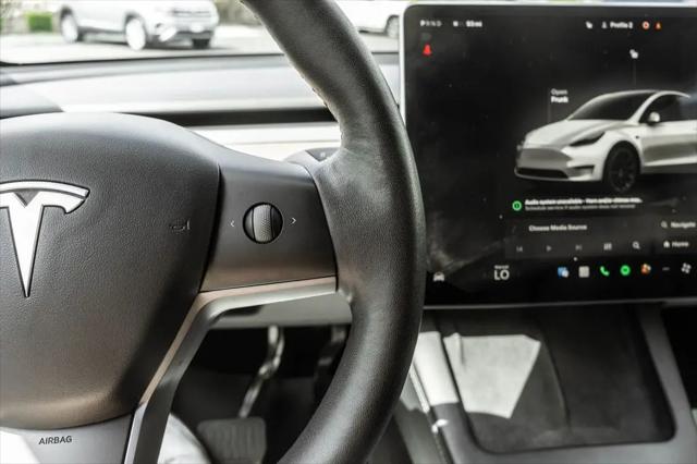 2022 Tesla Model Y Long Range Dual Motor All-Wheel Drive