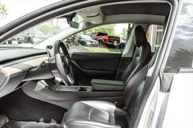 2022 Tesla Model Y Long Range Dual Motor All-Wheel Drive