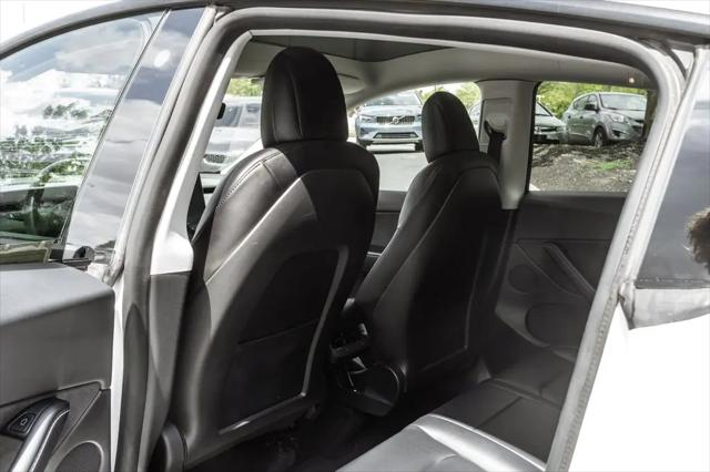 2022 Tesla Model Y Long Range Dual Motor All-Wheel Drive