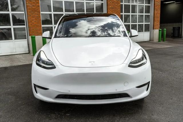 2022 Tesla Model Y Long Range Dual Motor All-Wheel Drive