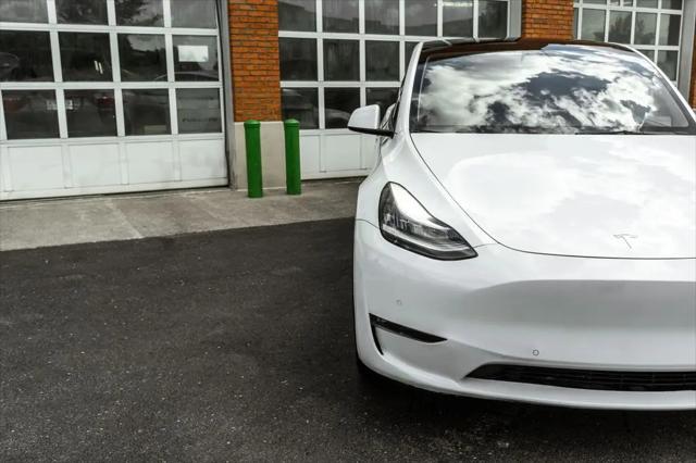 2022 Tesla Model Y Long Range Dual Motor All-Wheel Drive