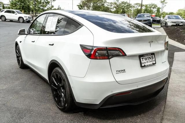 2022 Tesla Model Y Long Range Dual Motor All-Wheel Drive