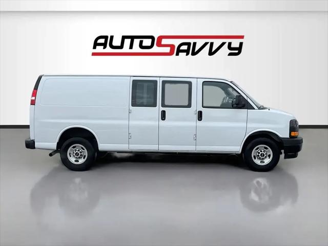 2023 GMC Savana Cargo RWD 3500 Extended Wheelbase Work Van