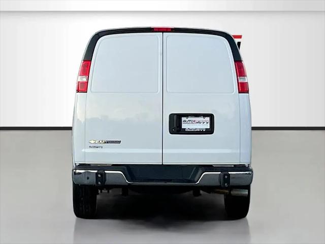 2025 Chevrolet Express Cargo Van RWD 2500 Extended Wheelbase WT