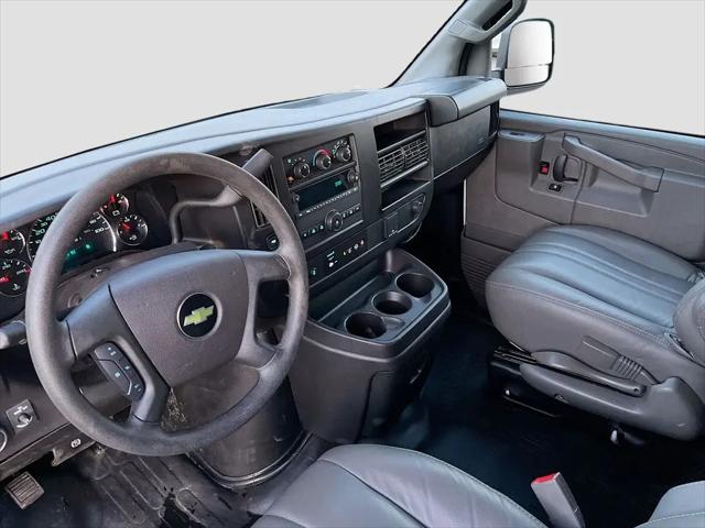2025 Chevrolet Express Cargo Van RWD 2500 Extended Wheelbase WT